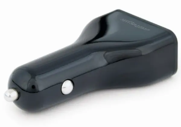 EG-U4C4A-CAR-01 Gembird 4-porta auto punjac 4.8A za telefone, tablete, navigacije, beli i crni