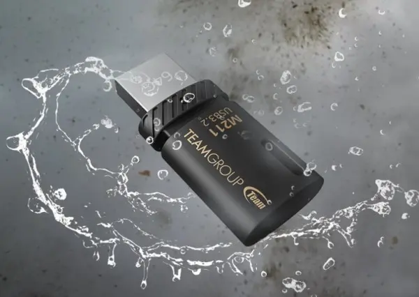 TeamGroup 64GB M211 USB 3.2 + Type C OTG BLACK TM211364GB01