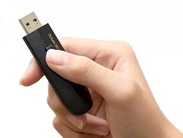 TeamGroup 32GB C186 USB 3.1  BLACK TC186332GB01