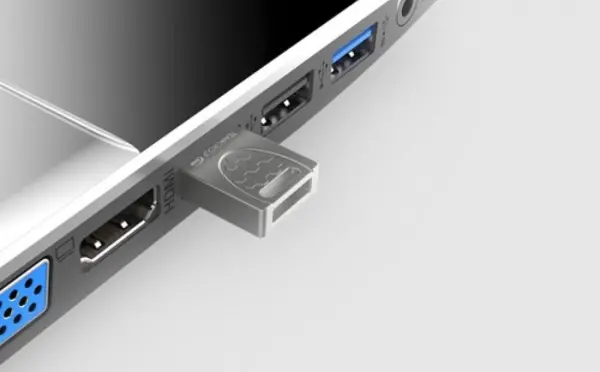 TeamGroup 8GB C156 USB 2.0 SILVER TC1568GS01