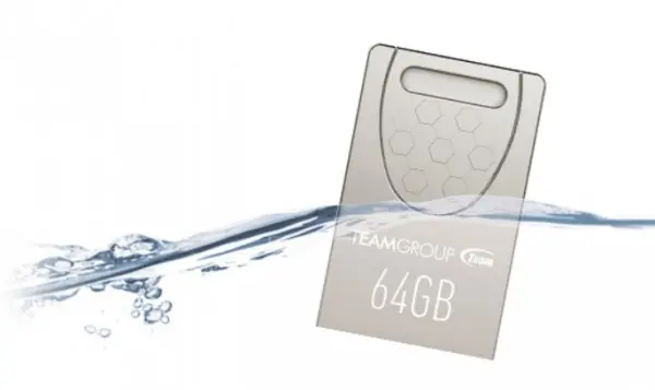 TeamGroup 8GB C156 USB 2.0 SILVER TC1568GS01