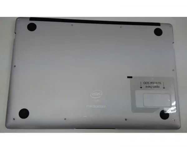 MEDIACOM SmartBook Edge SB143 14'' FHD Intel N3450 Quad Core 1.1GHz (2.20GHz) 4GB 32GB Windows 10 Home 64bit Aluminium srebrni