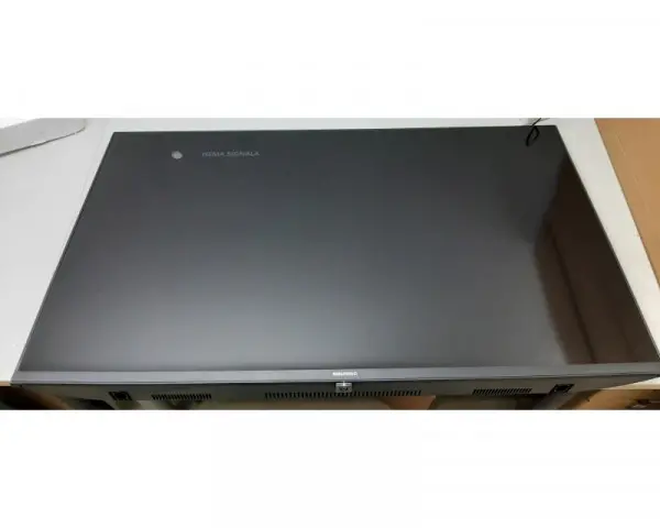 GRUNDIG 50'' 50 GEU 7800 B Smart UHD TV outlet (3)