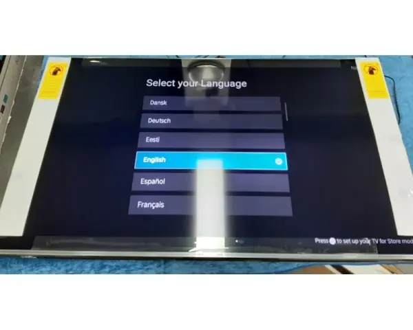 HISENSE 55'' 55U8GQ ULED Smart UHD TV outlet (roba sa nedostatkom)