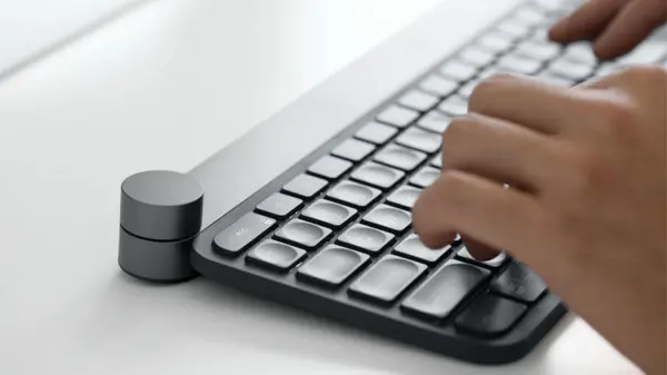 LOGITECH Craft advanced tastatura