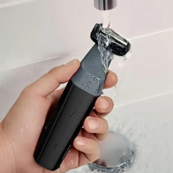 PHILIPS Aparat za brijanje BG301015 CrnaSiva, Baterije