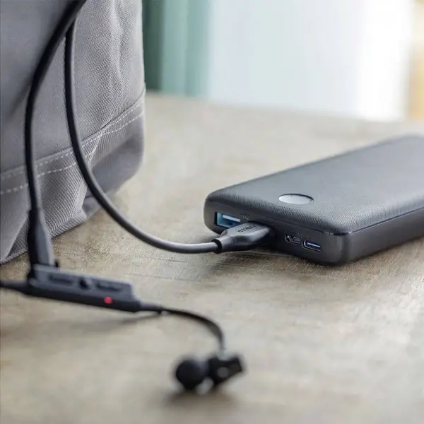 ANKER Power Core Essential  20000 mAh (Crna)