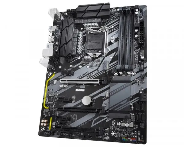 Intel Z390 UD Motherboard with 10+2 Digital PWM Design, 2-Way CrossFire™ Multi-Graphics, GIGABYTE GAMING LAN, Smart Fan 5, PCIe Gen3 X4 M. 
