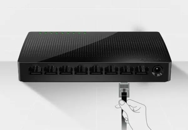 Tenda SG108 LAN 8-Port Gigabit Switch RJ45 Ports(10x) 10/100/1000M